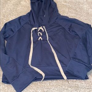 Cropped hoodie